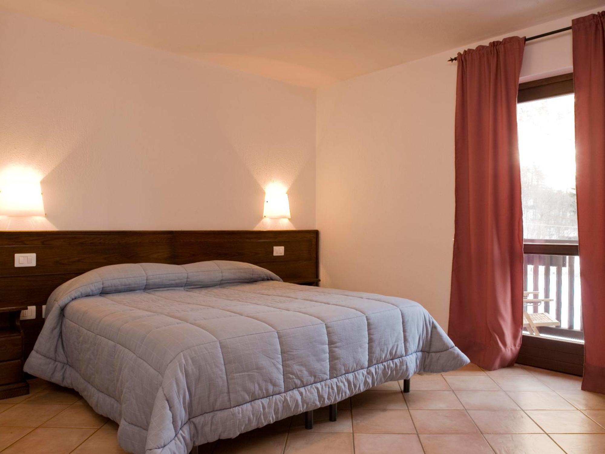 Agriturismo Les Hiboux Брусон Екстериор снимка