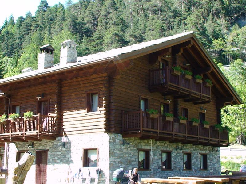 Agriturismo Les Hiboux Брусон Екстериор снимка